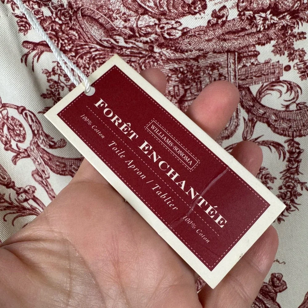 Williams Sonoma Foret Enchantee Toile Apron Red Cream Cotton Twill USA Made NWT